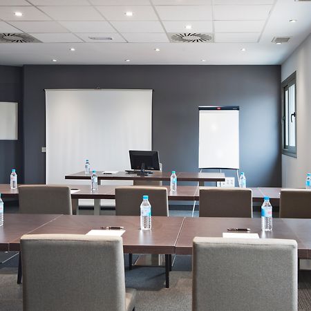 Uve Alcobendas Ngoại thất bức ảnh