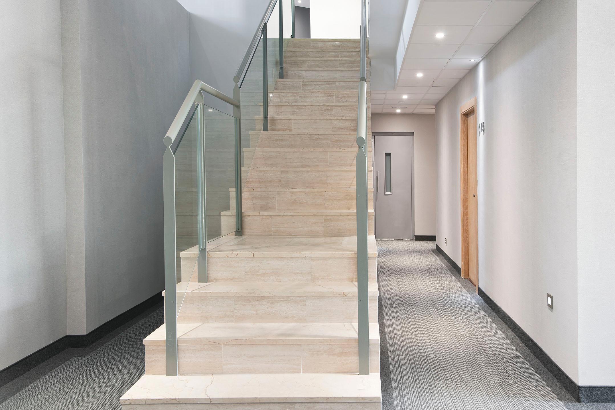 Uve Alcobendas Ngoại thất bức ảnh