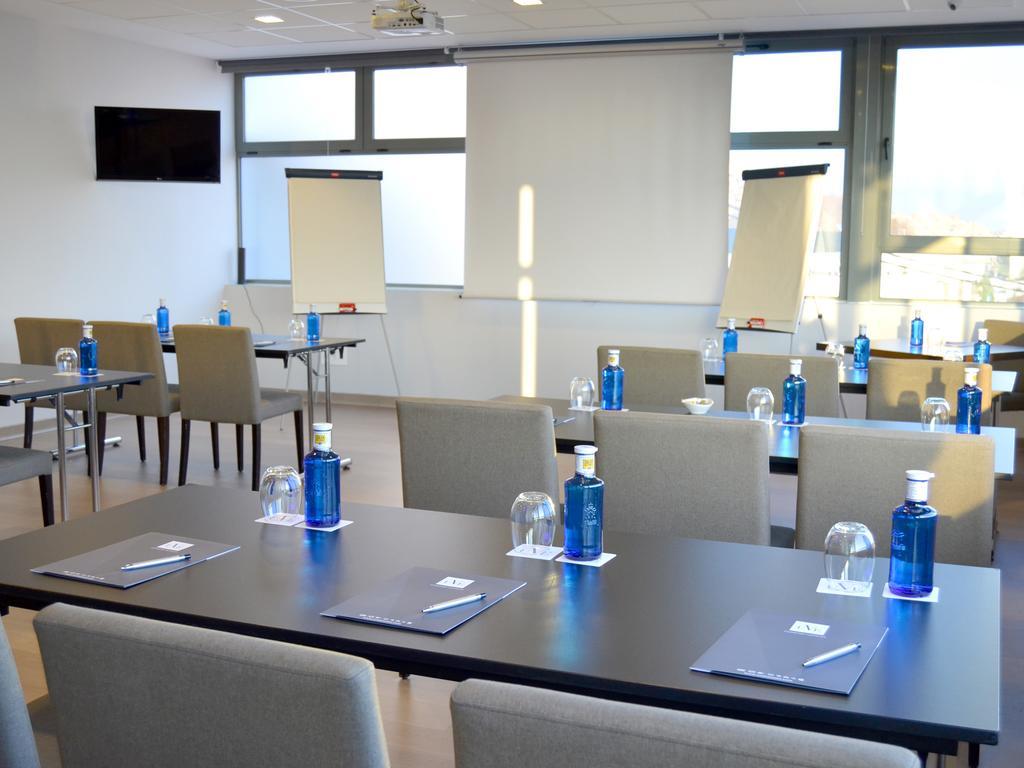 Uve Alcobendas Ngoại thất bức ảnh