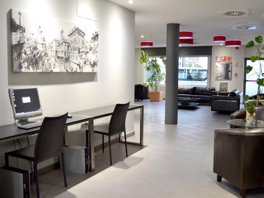 Uve Alcobendas Ngoại thất bức ảnh